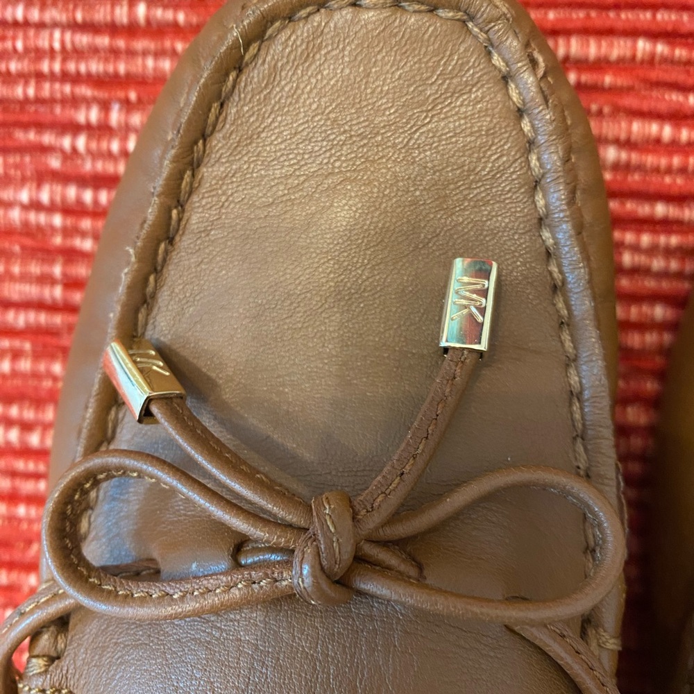 Michael Kors
Women's Sutton Moccasin Flat Loafers - Picture 9 of 11